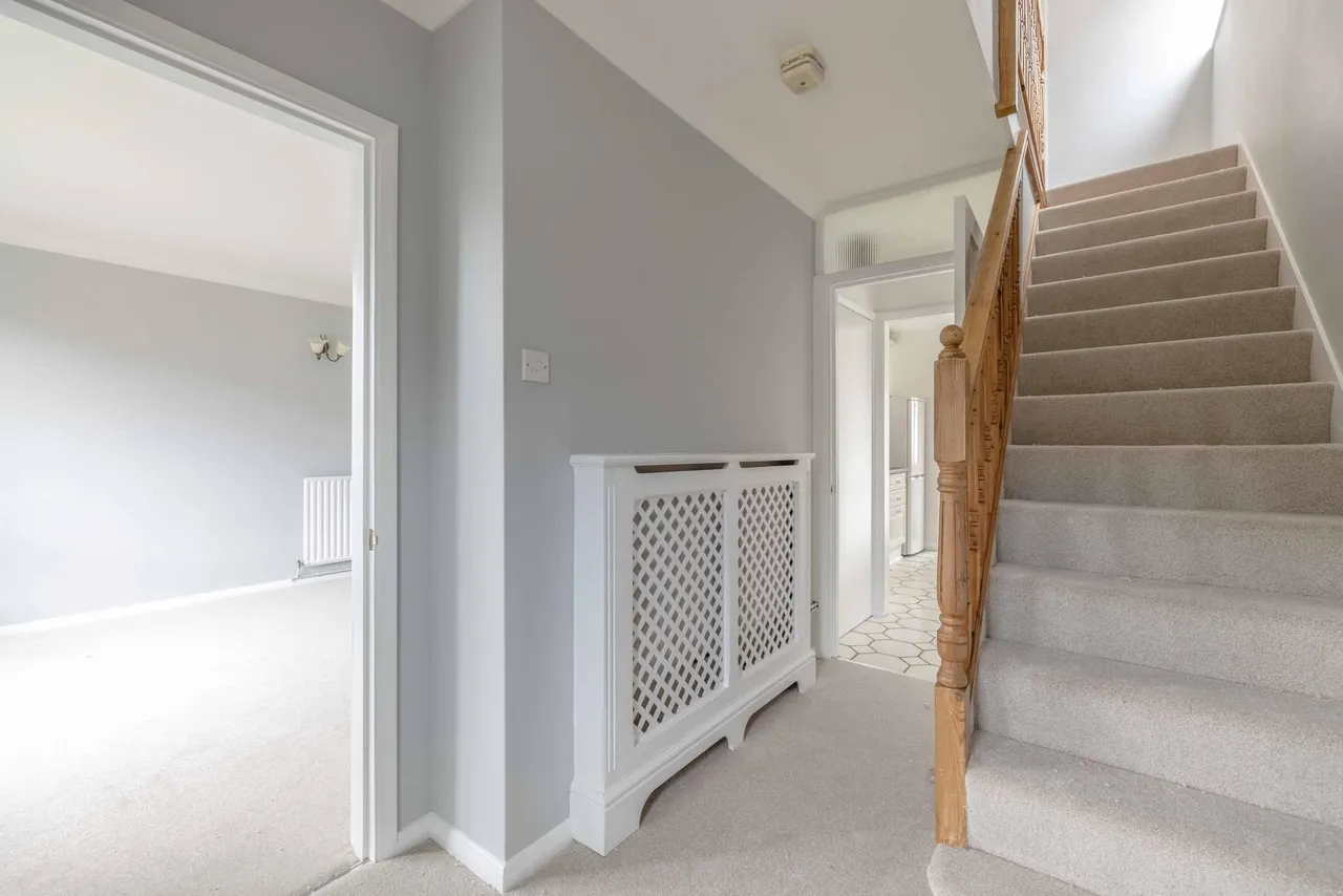 Priors Road, Windsor, Berkshire, SL4 4PD, photo 4