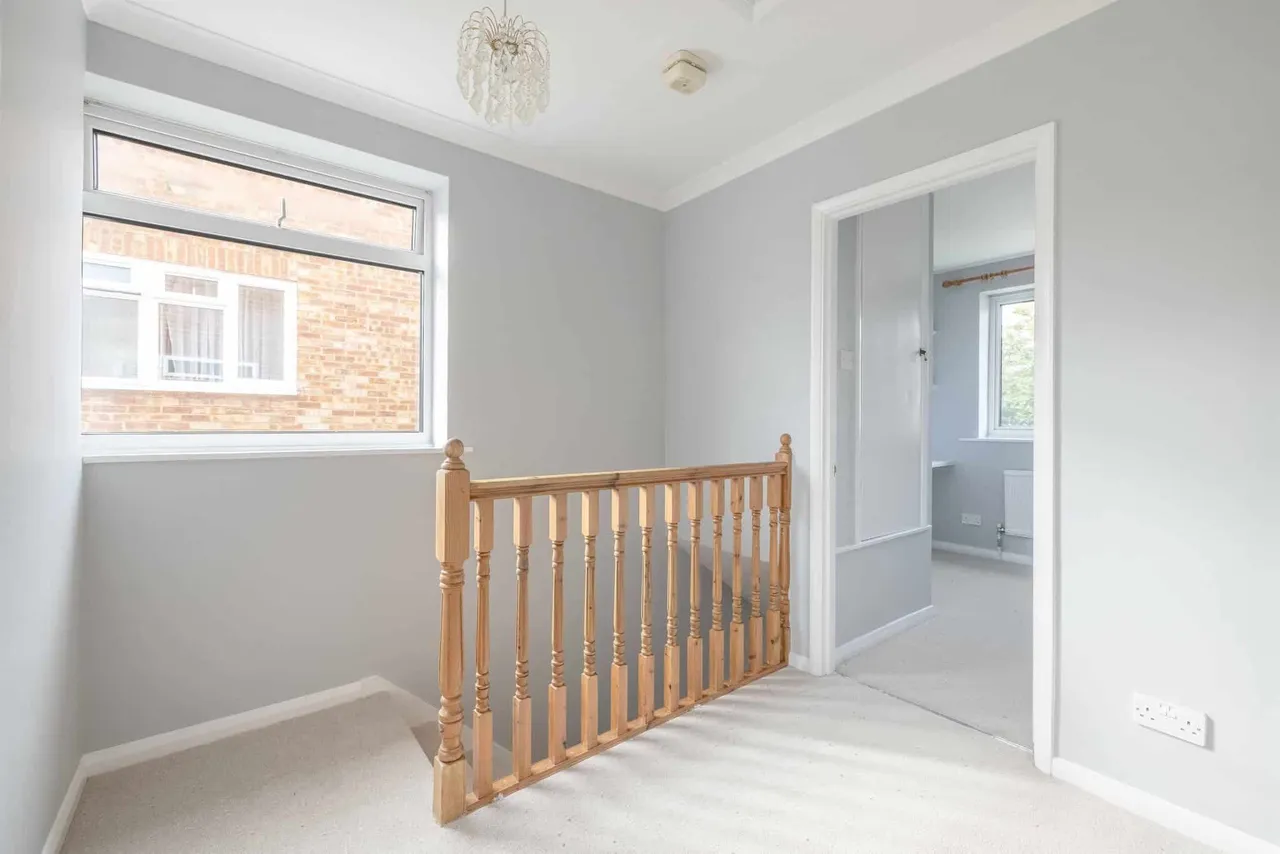 Priors Road, Windsor, Berkshire, SL4 4PD, photo 11