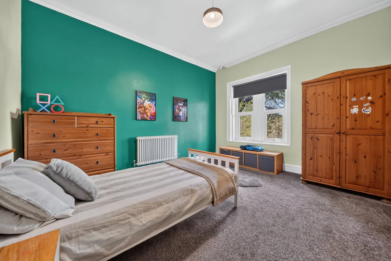Hall Road, Bradford, BD2, photo 17
