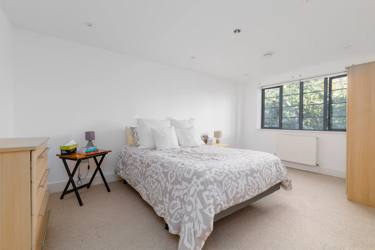 24 Bartholomew Square, London, EC1V, photo 5