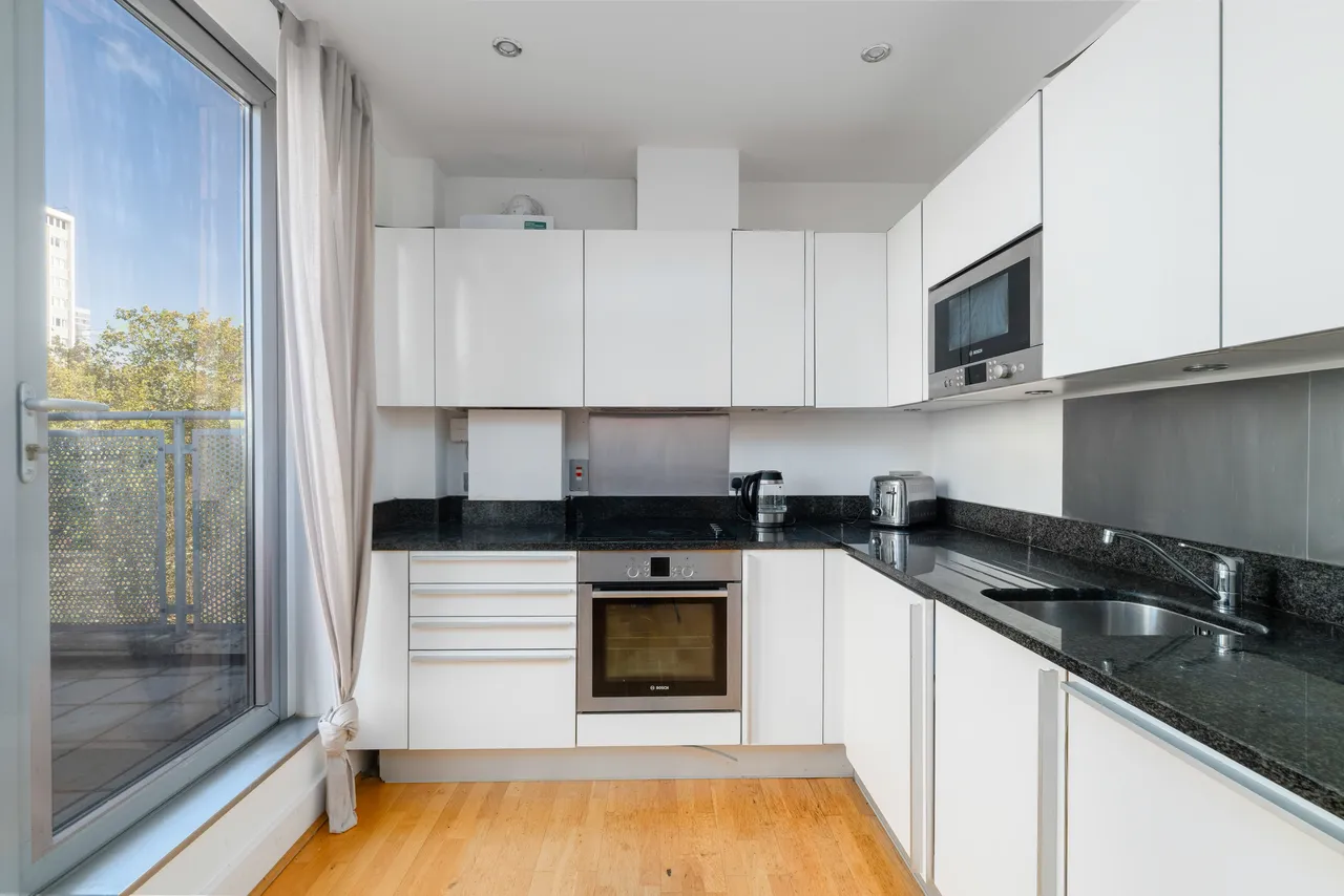 24 Bartholomew Square, London, EC1V, photo 4