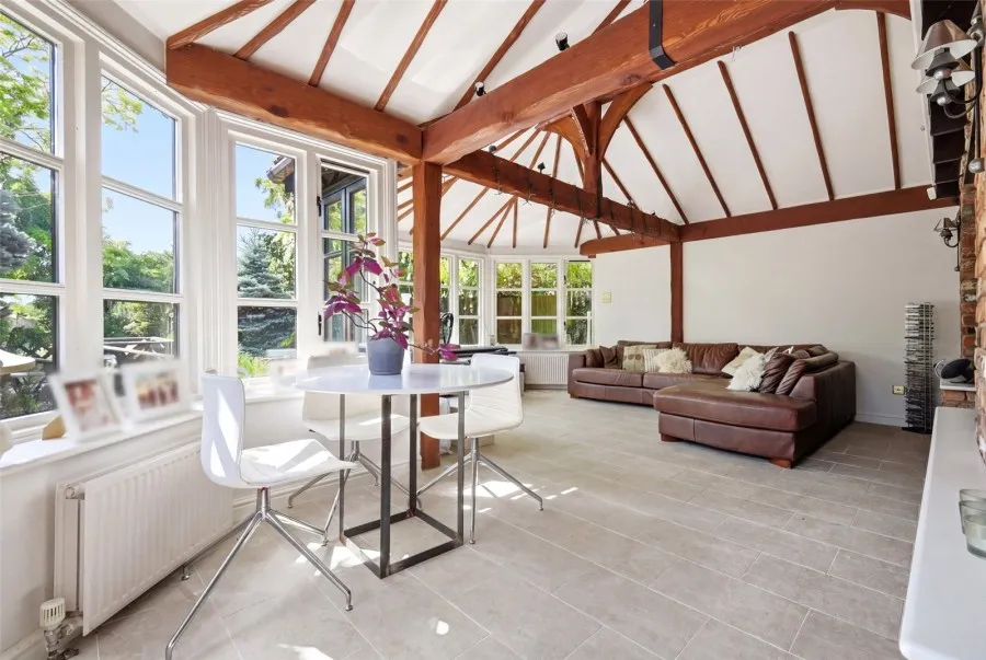with 5 bedrooms in Sheering, Bishops Stortford, CM22, photo 5