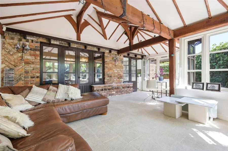 with 5 bedrooms in Sheering, Bishops Stortford, CM22, photo 14
