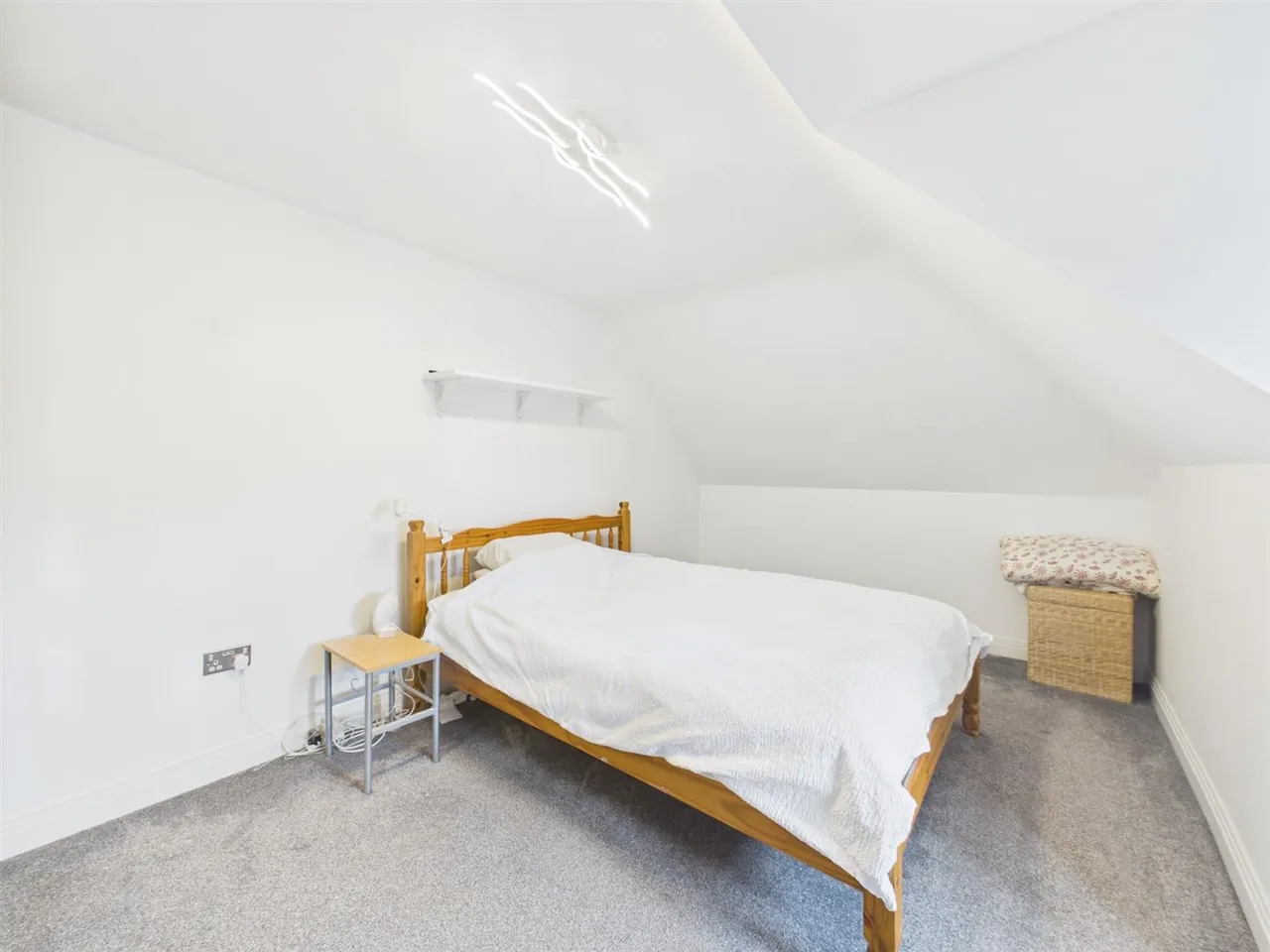 Nelson Court, Kingsend, Ruislip, Middlesex, HA4 7GF, photo 6