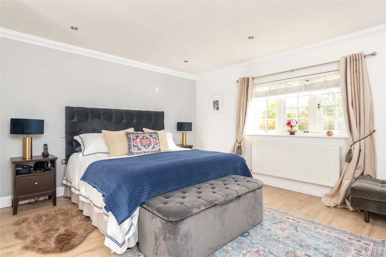 Main Road, Biddenham, MK40, photo 13