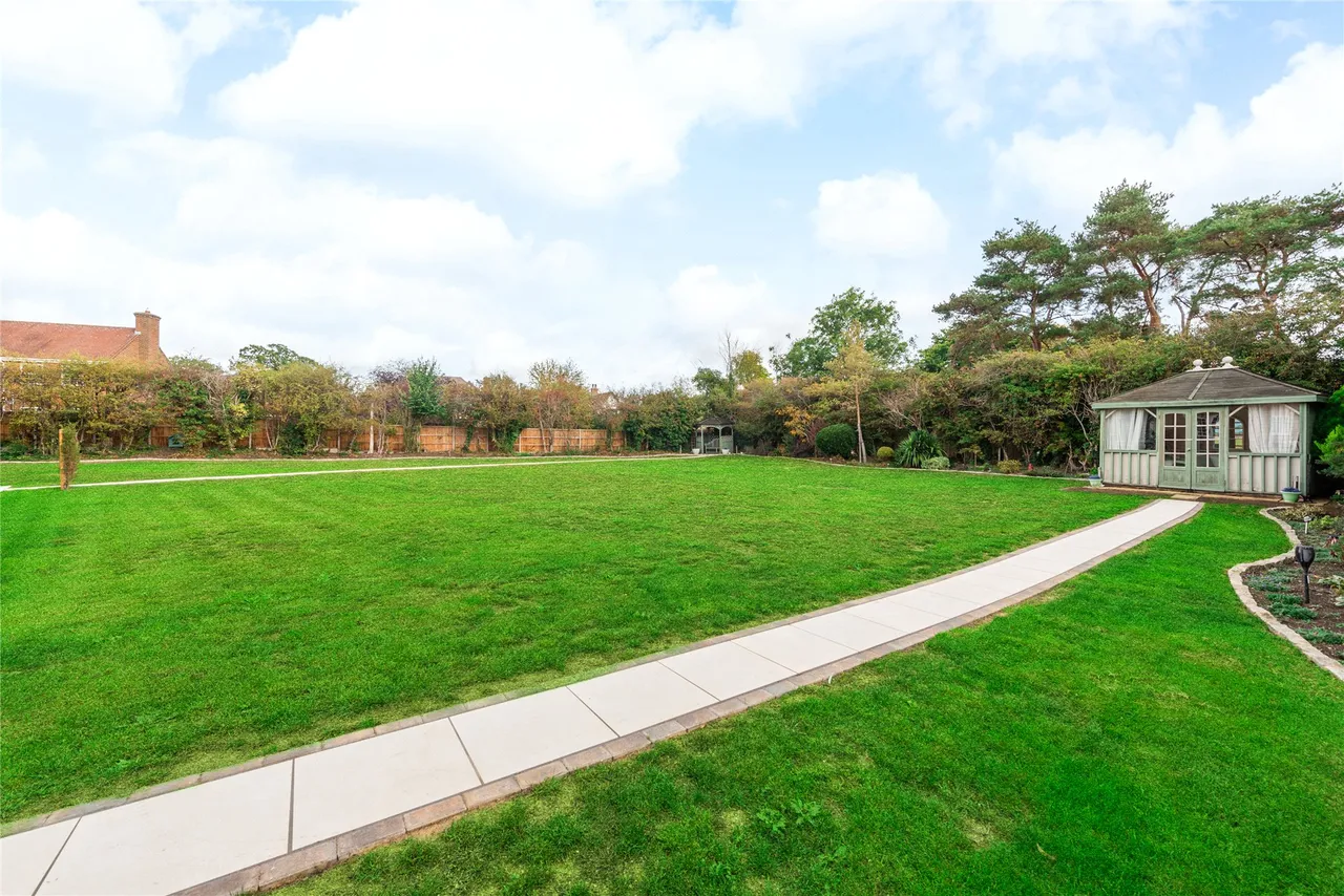 Main Road, Biddenham, MK40, photo 33