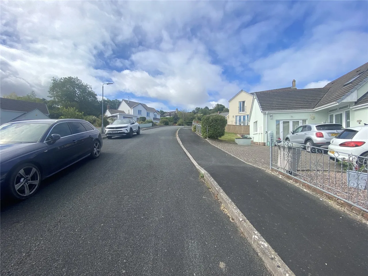 Awel Y Mor, Longdown Bank, SA43, photo 3