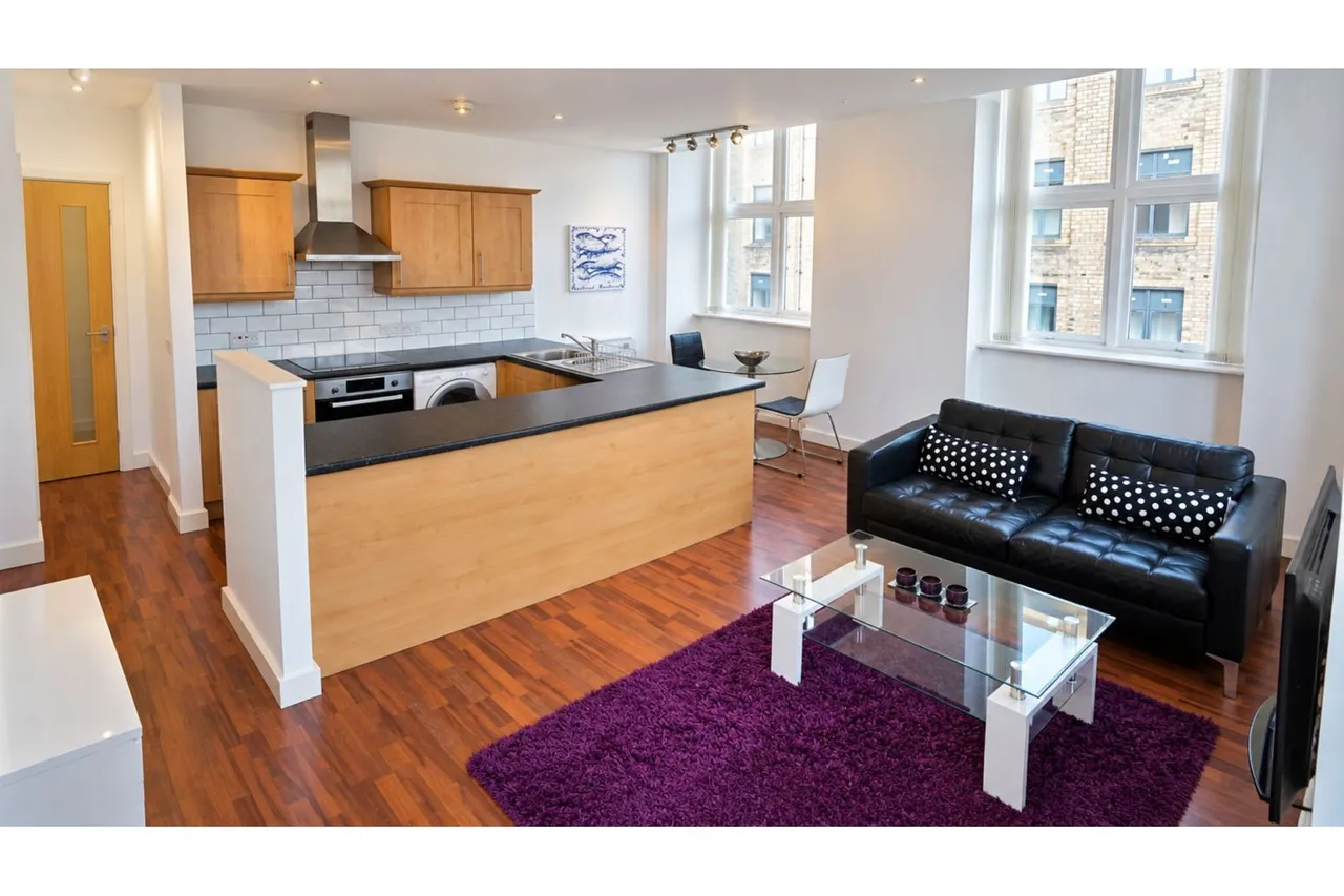 Scoresby Street, Bradford, BD1, photo 3