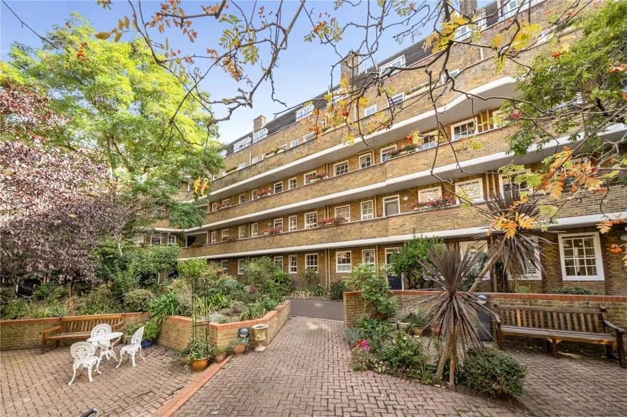 Vicarage Crescent, London, SW11, photo 12