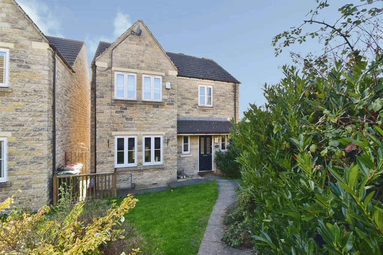 3 bed house for sale — Rother View Gardens, Swallownest, Sheffield