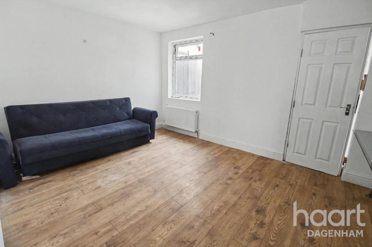 New Road, RM10, photo 5