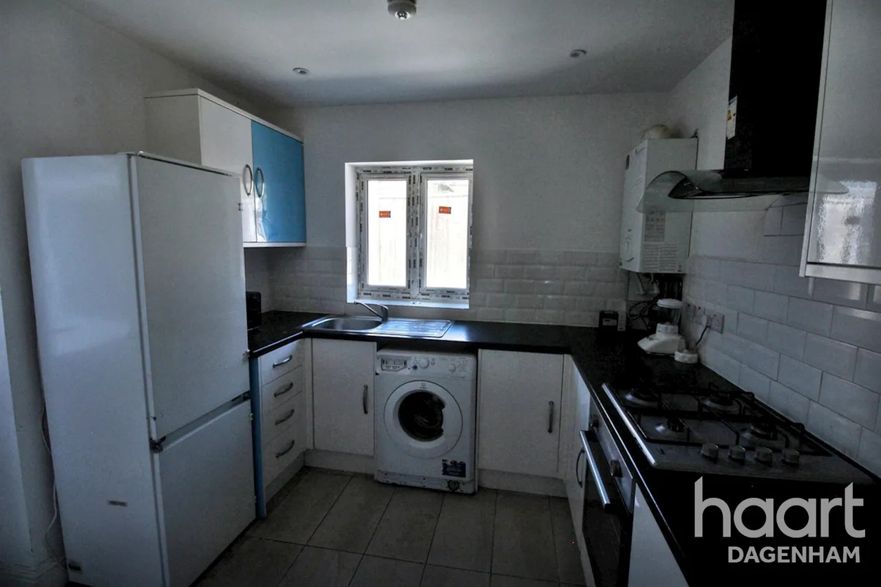 New Road, RM10, photo 3