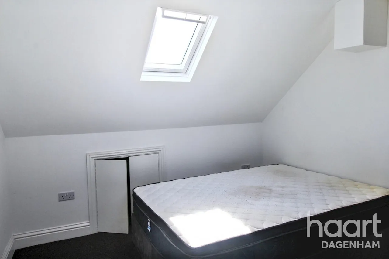 New Road, RM10, photo 12
