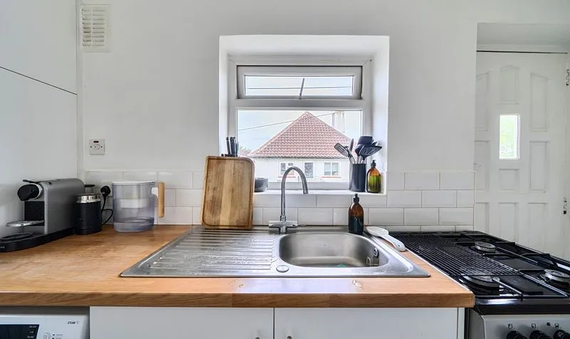 Manor Green Road, Epsom, KT19, photo 10