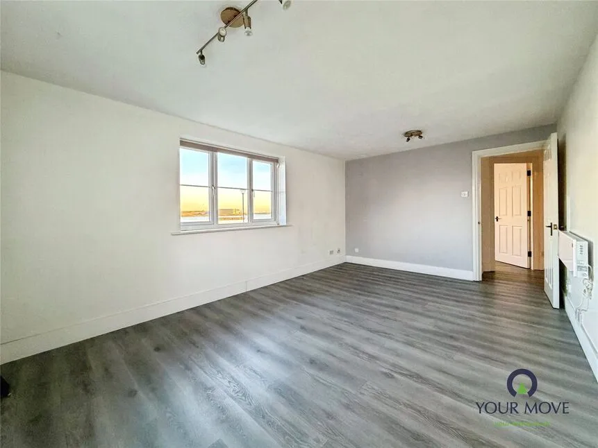 Chandlers Drive, Erith, DA8, photo 2