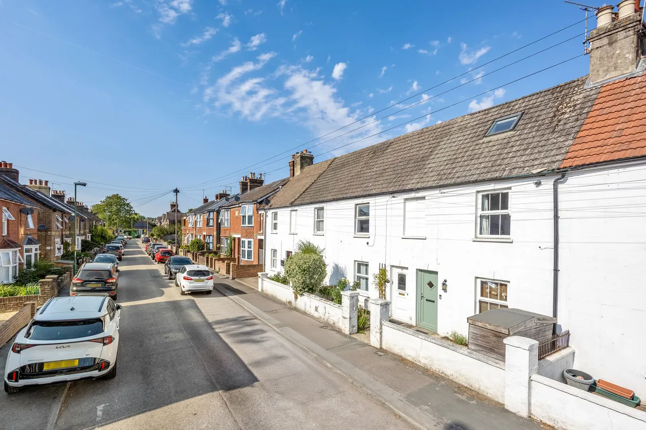 Victory Road, Horsham, RH12, photo 17
