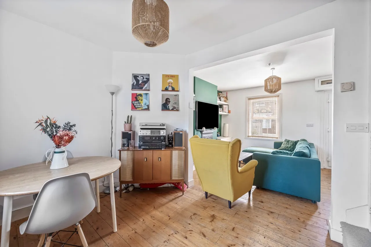 Victory Road, Horsham, RH12, photo 6