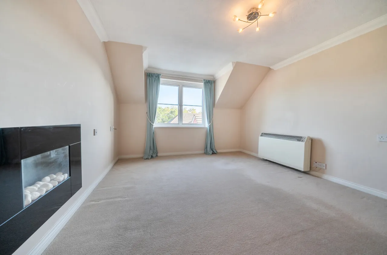 Guildford Road, Lightwater, GU18, photo 17