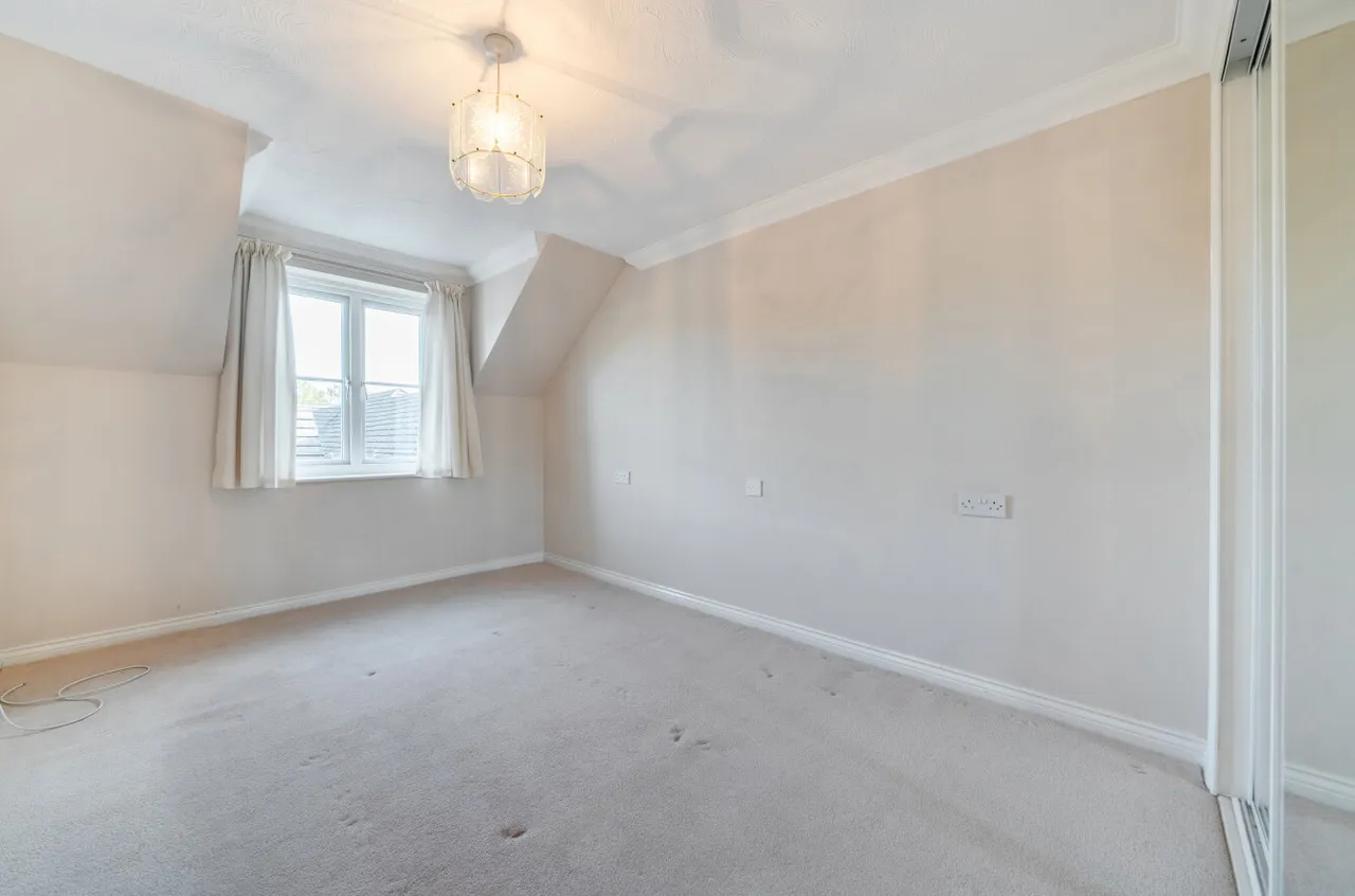 Guildford Road, Lightwater, GU18, photo 6