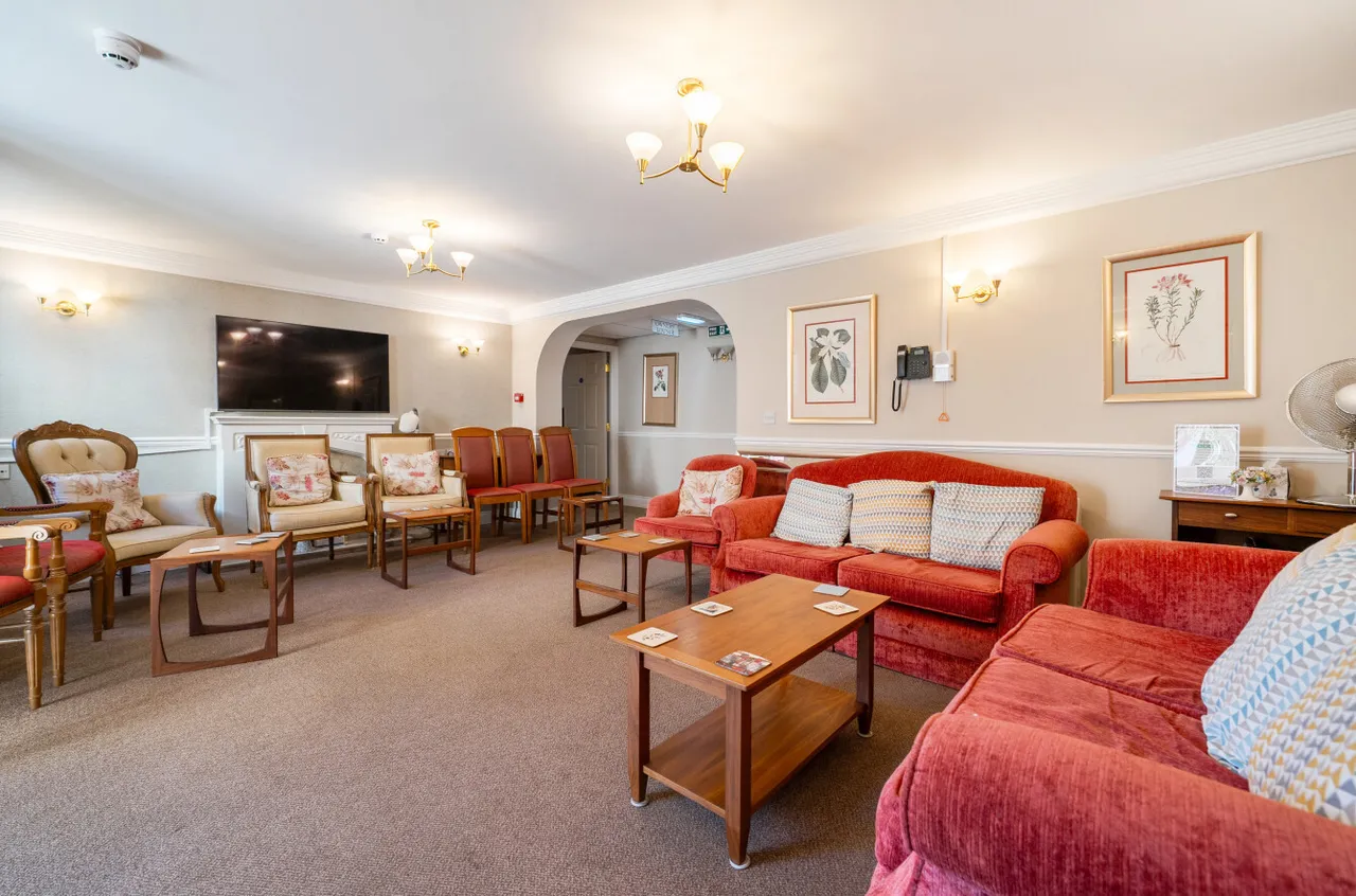 Guildford Road, Lightwater, GU18, photo 9