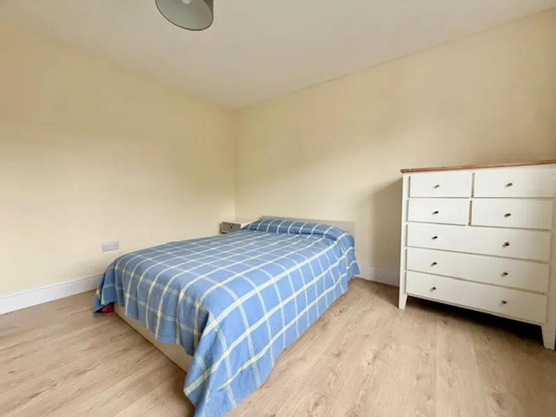 St. Saviours Estate, London SE1 3DL, photo 9