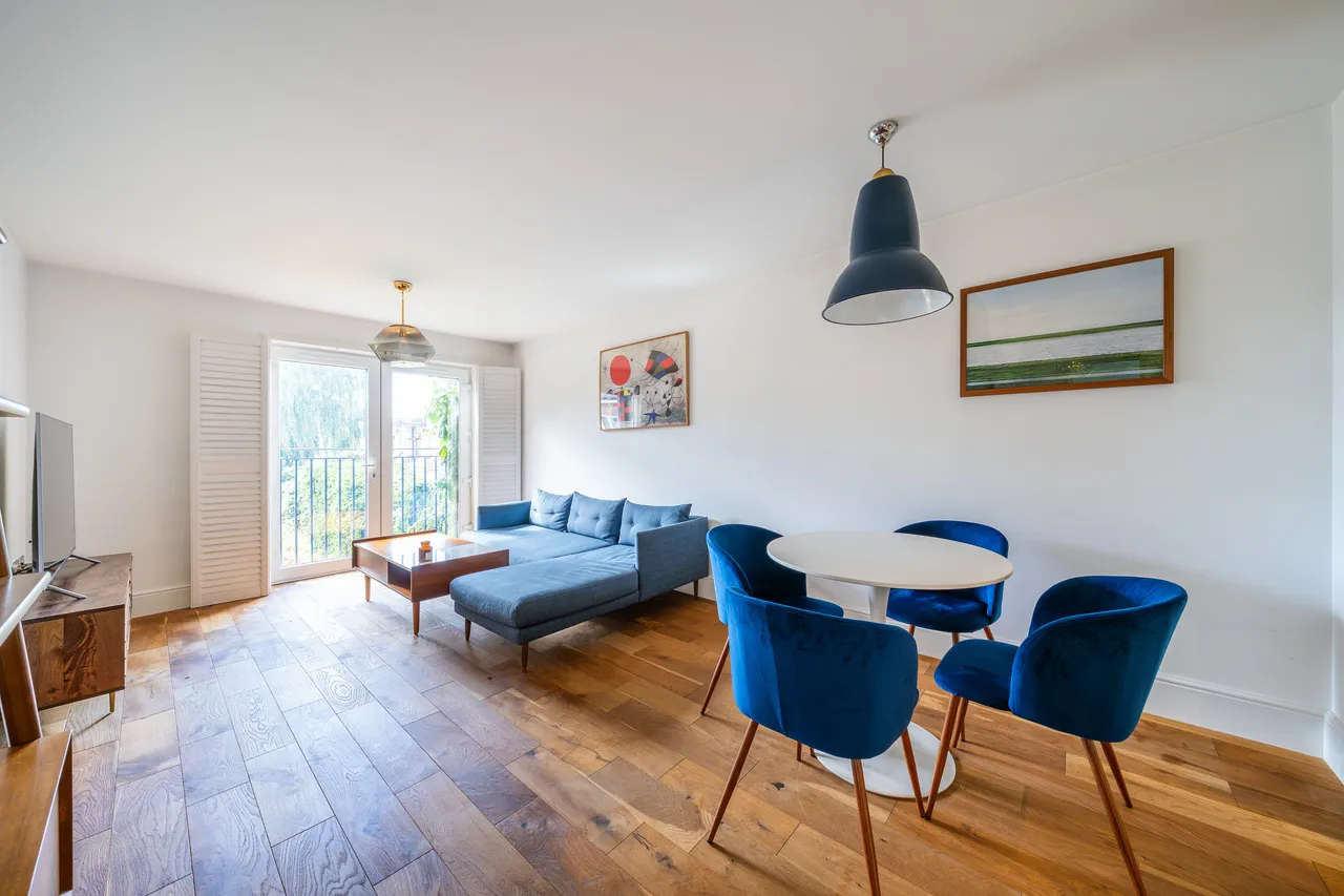 2 bed flat for sale — 330 Garratt Lane, London, SW18