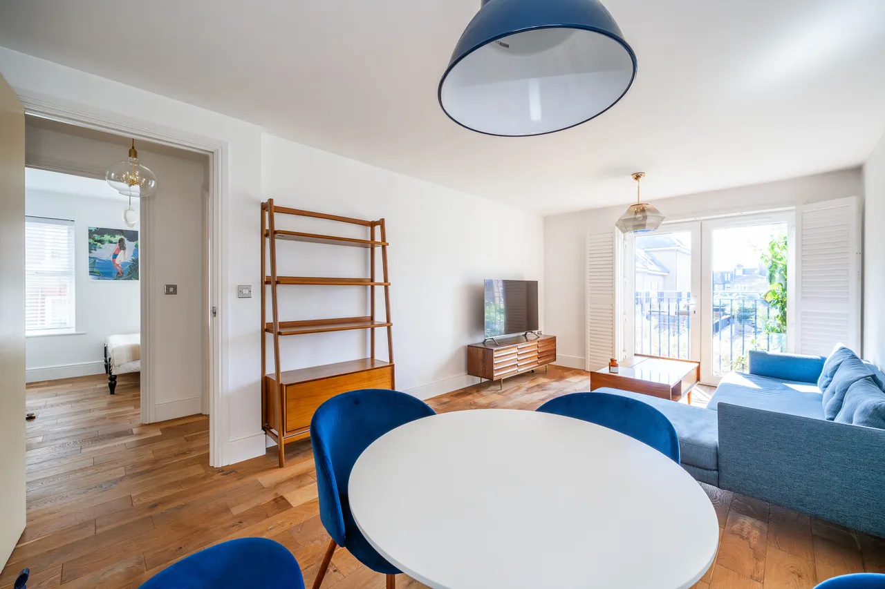 330 Garratt Lane, London, SW18, photo 4