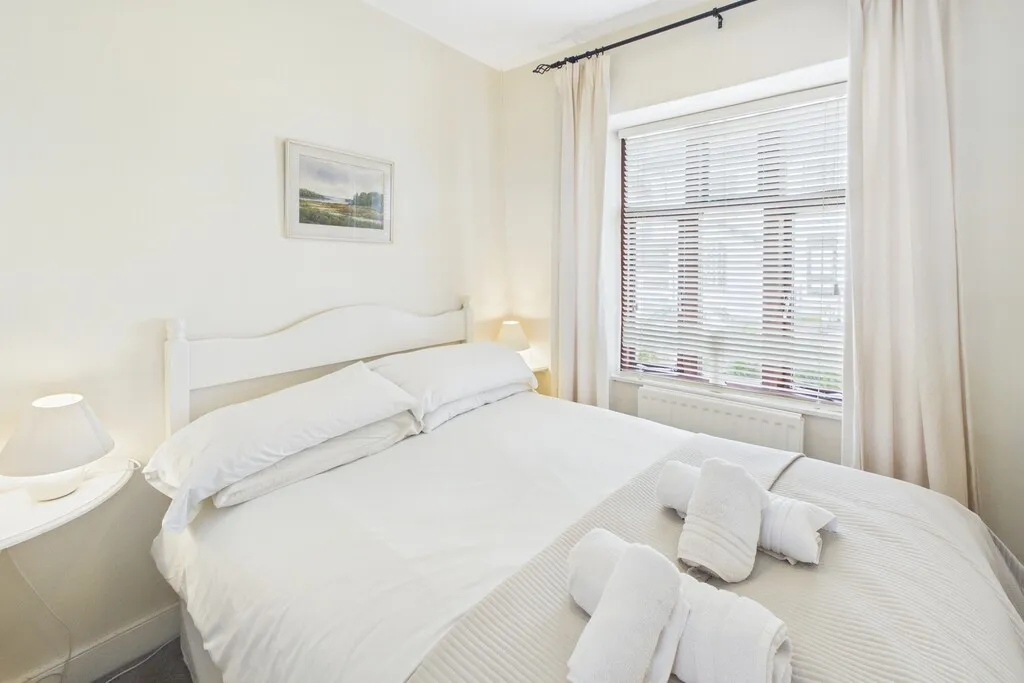 Bank Terrace, Bowness-on-Windermere, LA23, photo 8