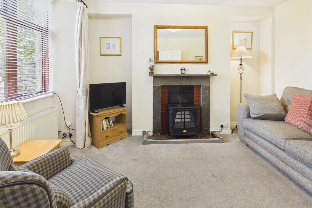 Bank Terrace, Bowness-on-Windermere, LA23, photo 15