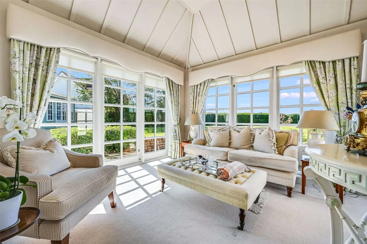 Padhams Green, Mountnessing, Brentwood, Essex, CM13 1UL, photo 9