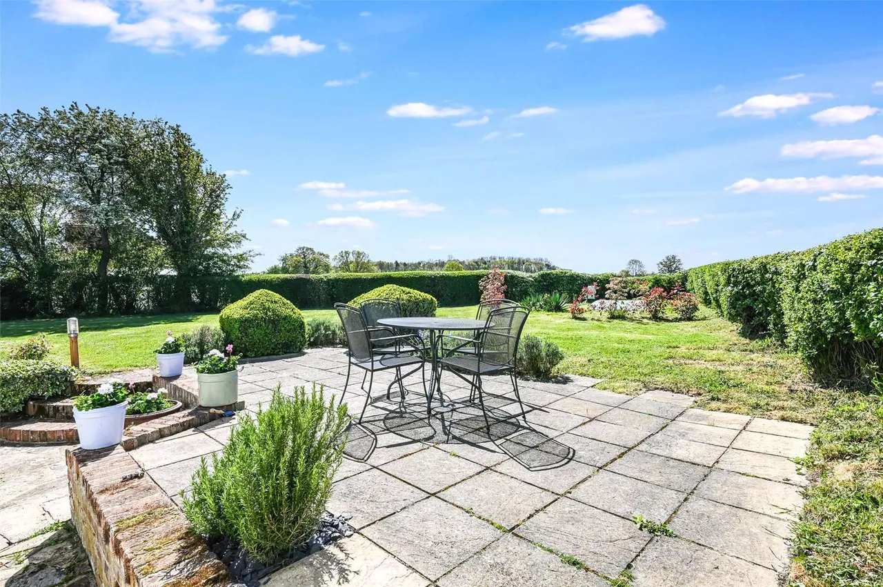 Padhams Green, Mountnessing, Brentwood, Essex, CM13 1UL, photo 7