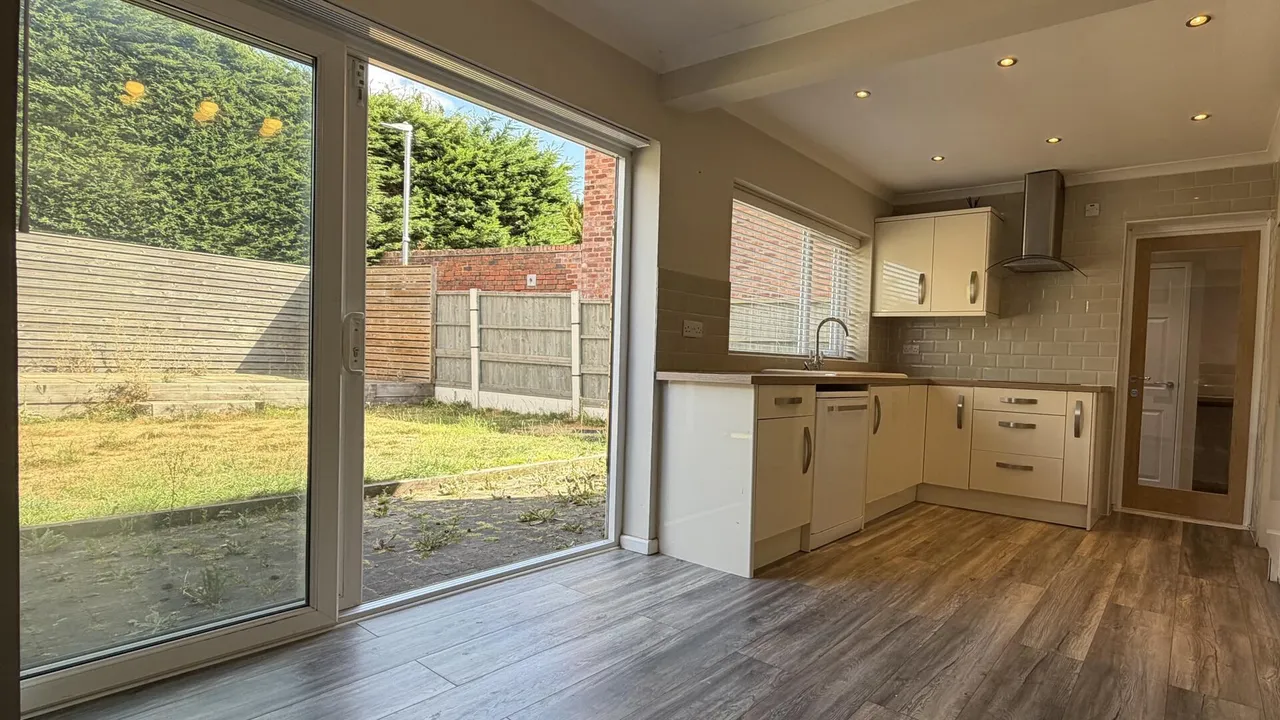 Station Road, Hagley, Stourbridge, photo 4