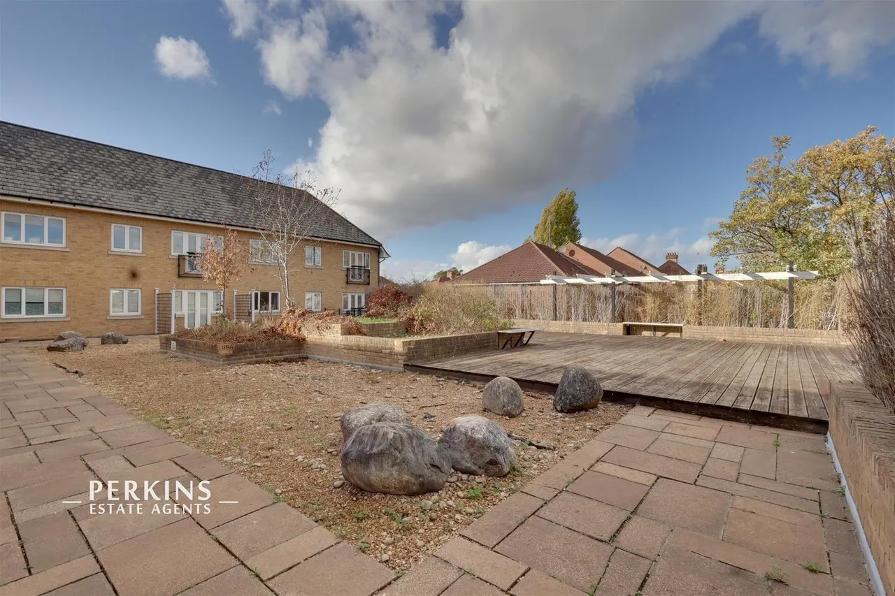 Forty Avenue, Wembley, HA9, photo 7