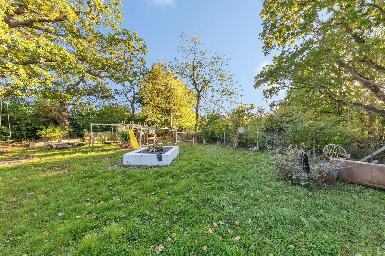 Leys Drive, Little Clacton, CO16, photo 8