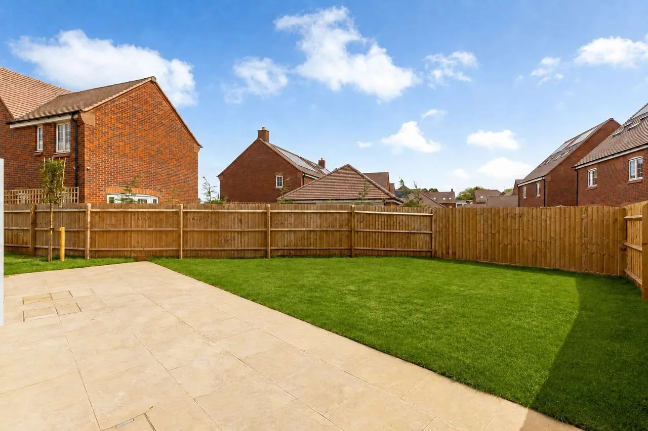 Bromsgrove Road, Romsley, B62, photo 9