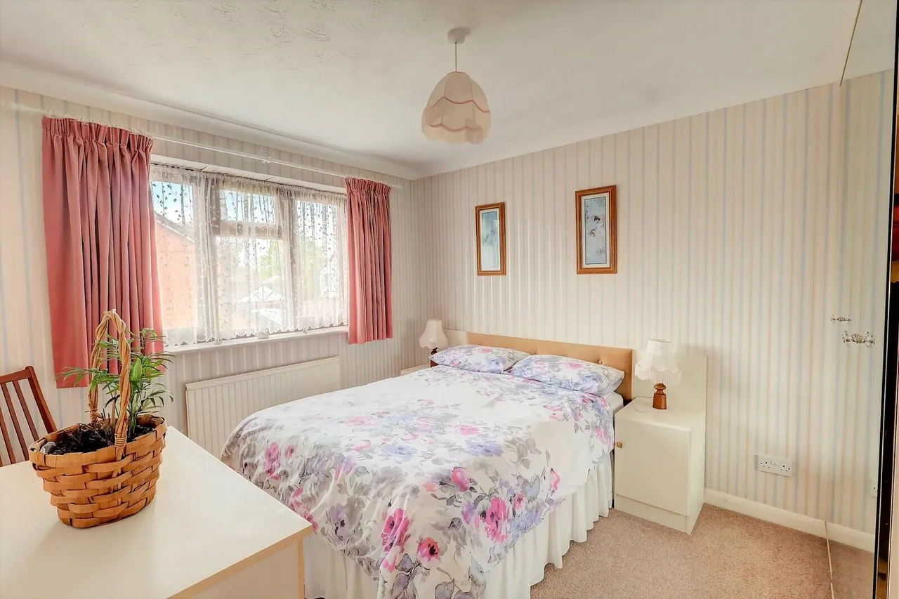 Clayfields, High Wycombe, HP10, photo 11