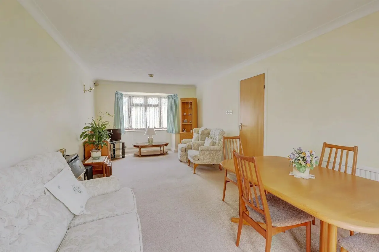 Clayfields, High Wycombe, HP10, photo 9