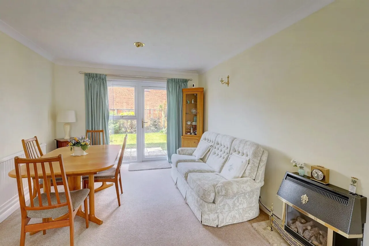 Clayfields, High Wycombe, HP10, photo 13