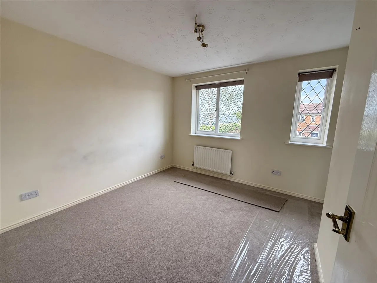 Ratcliffe Avenue, Branston, DE14, photo 8