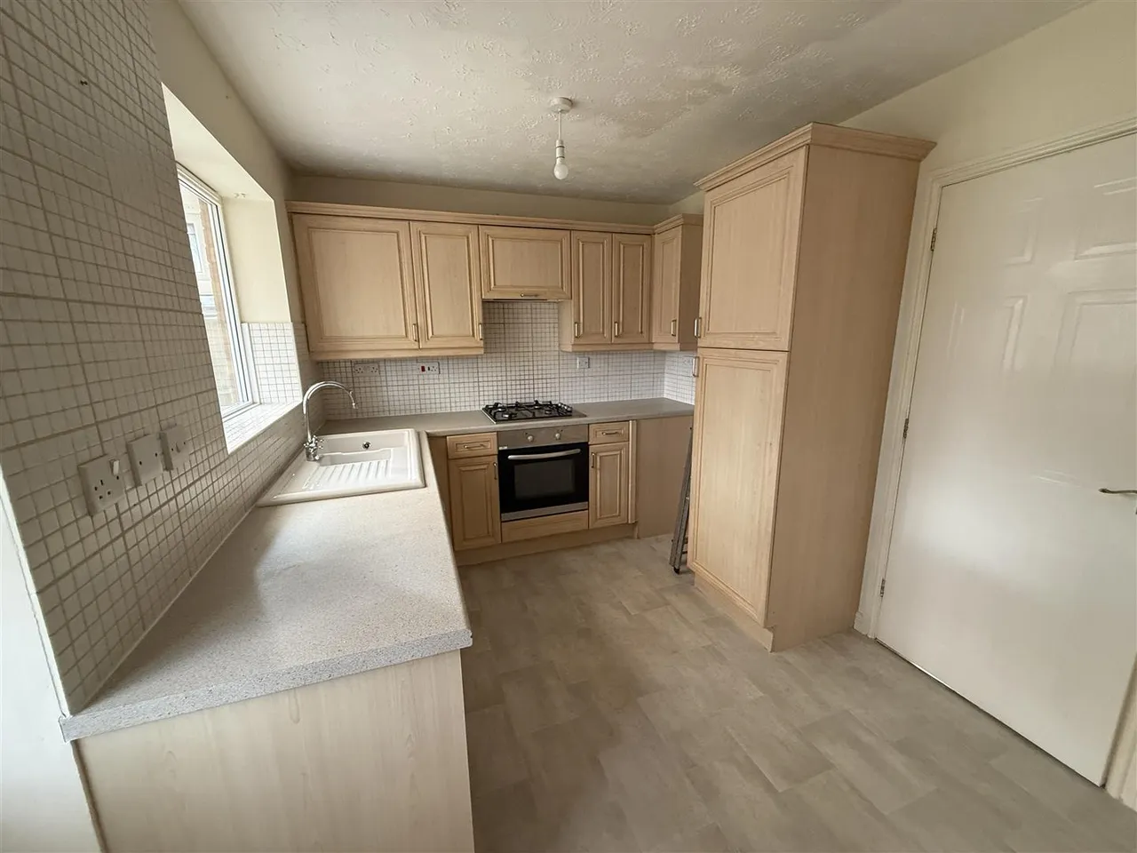 Ratcliffe Avenue, Branston, DE14, photo 5