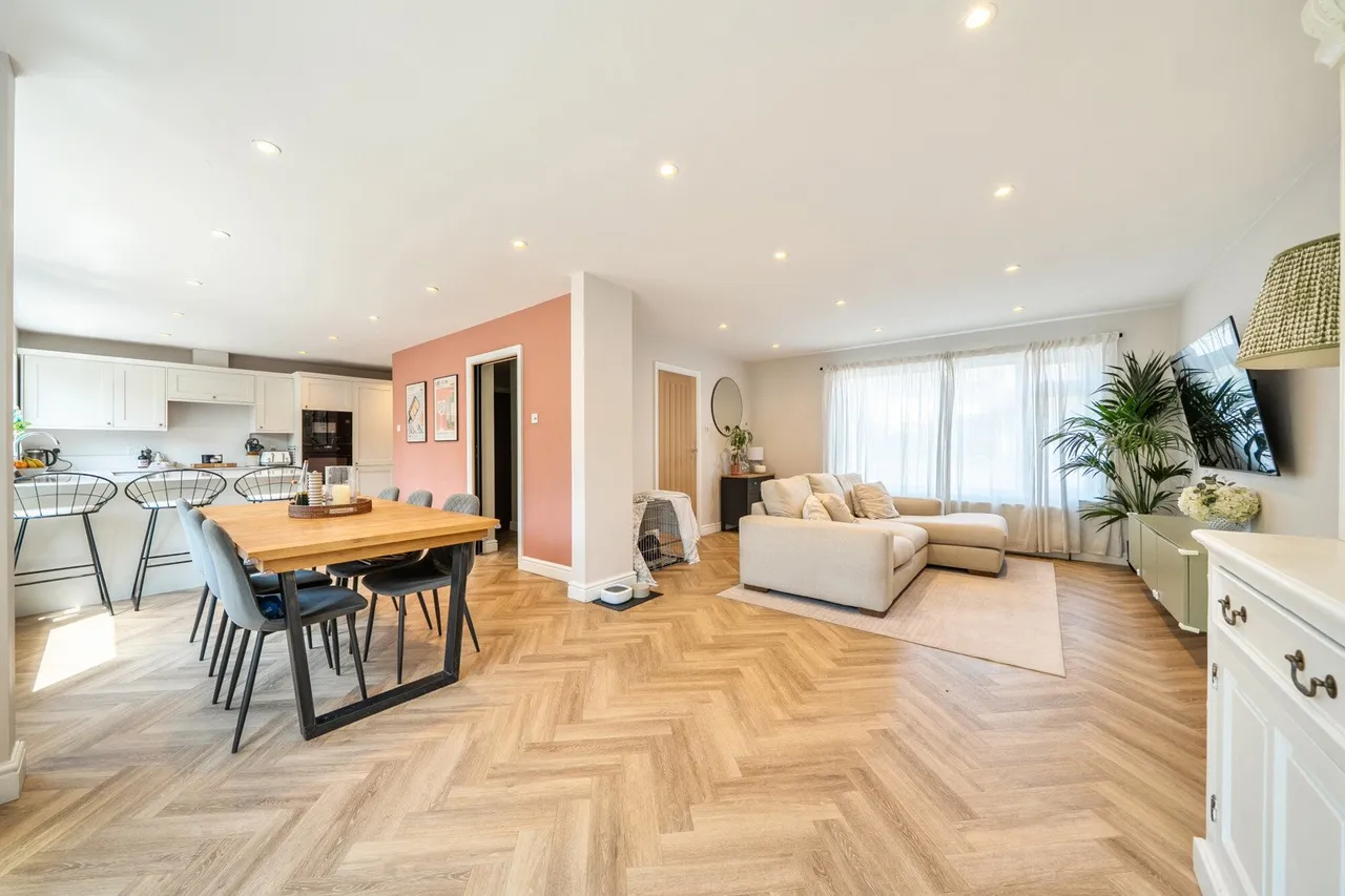Warwick Close, BR6, photo 9