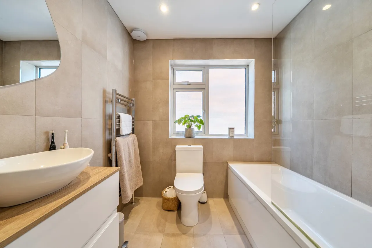 Warwick Close, BR6, photo 8