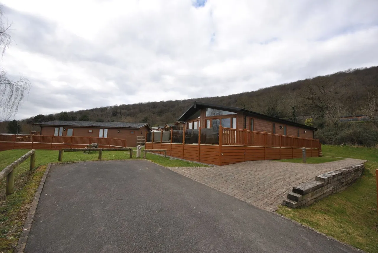 Cheddar Woods Axbridge Road, BS27, photo 19
