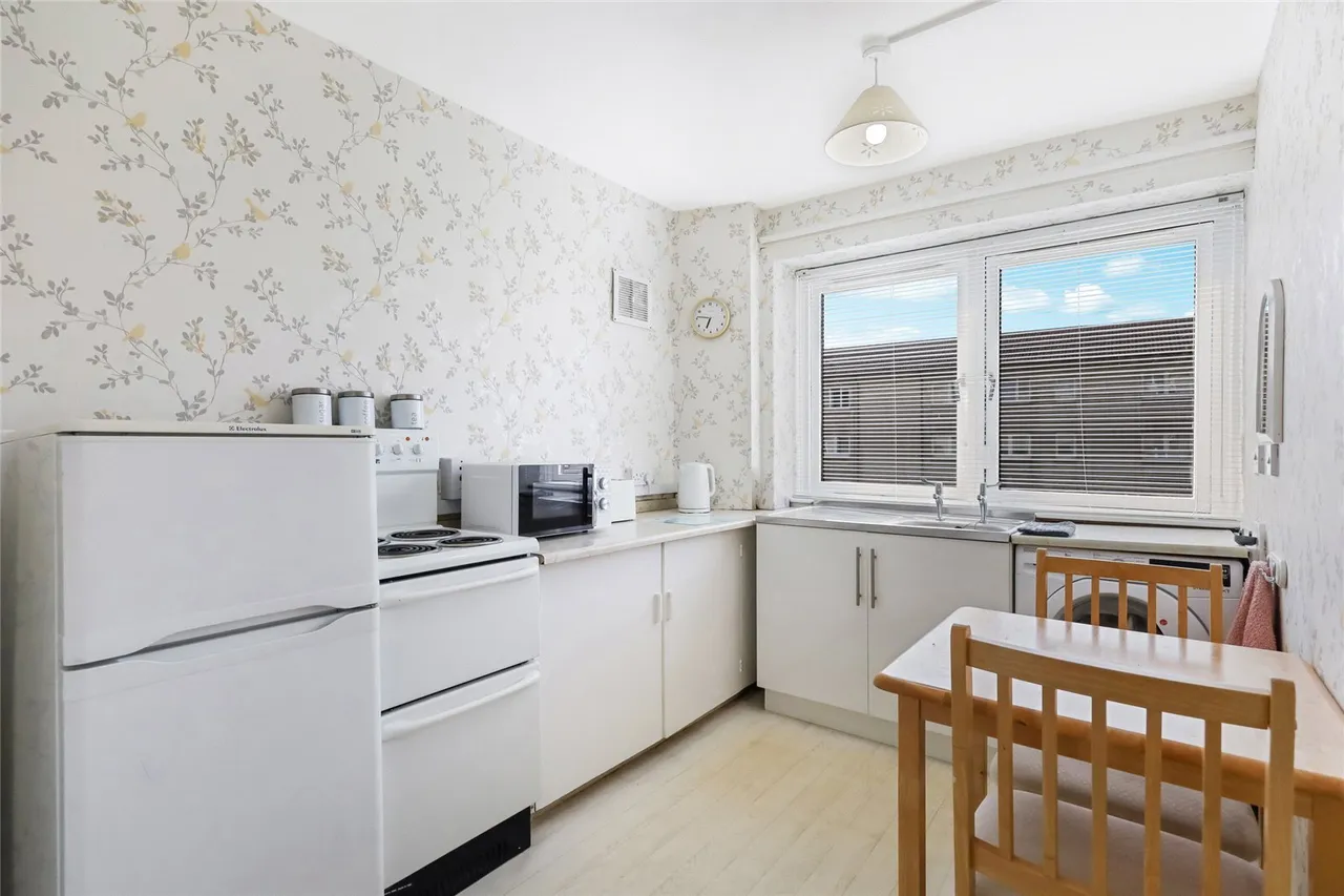 Keal Avenue, Blairdardie, Glasgow, G15, photo 3