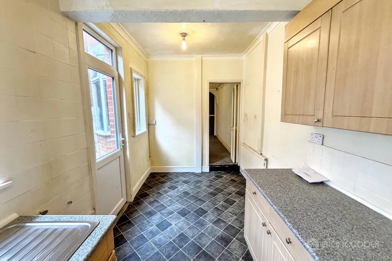 High Street, Nuneaton, CV11, photo 5