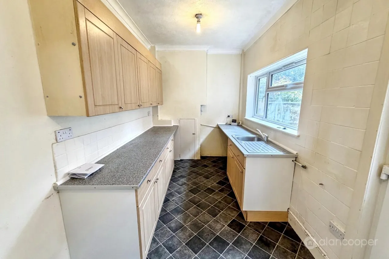 High Street, Nuneaton, CV11, photo 4