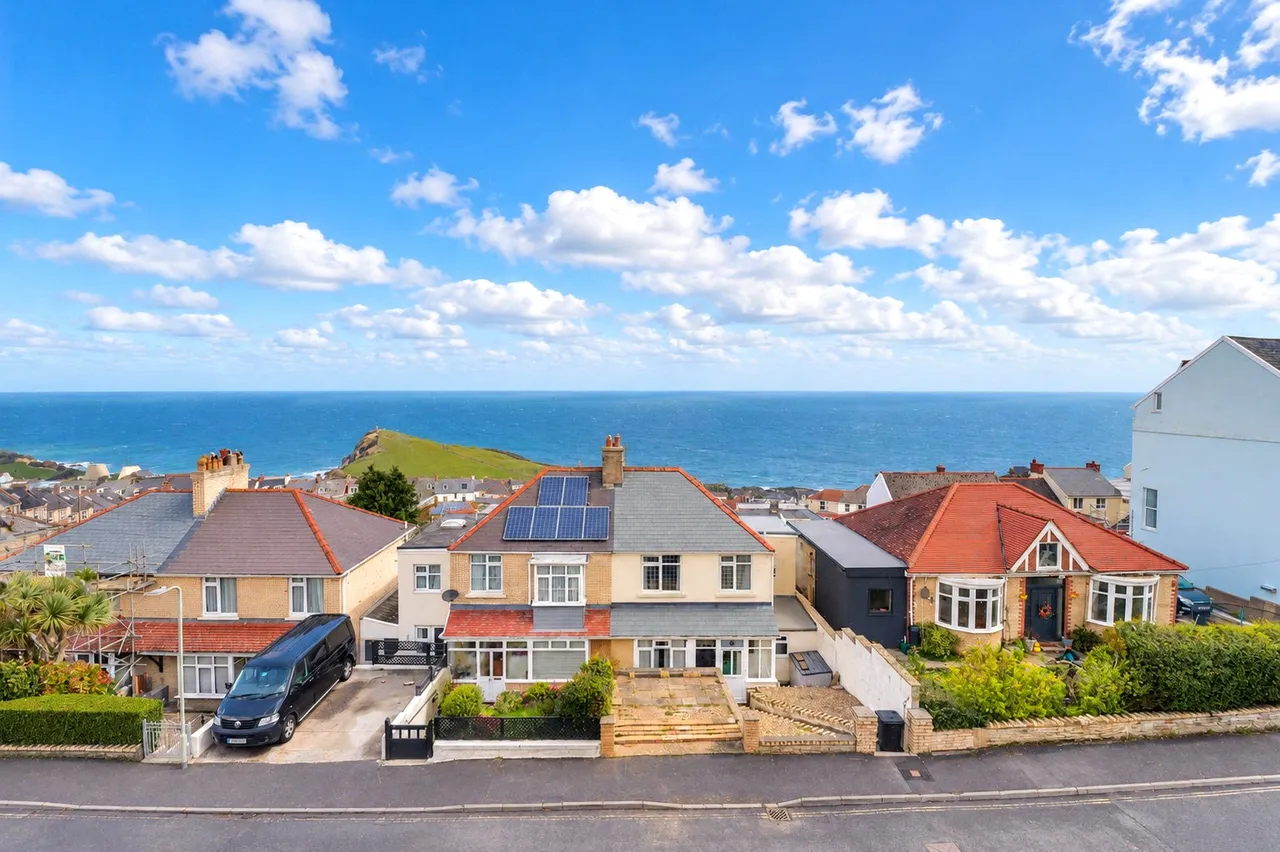 Longfield Terrace, Ilfracombe, EX34, photo 2