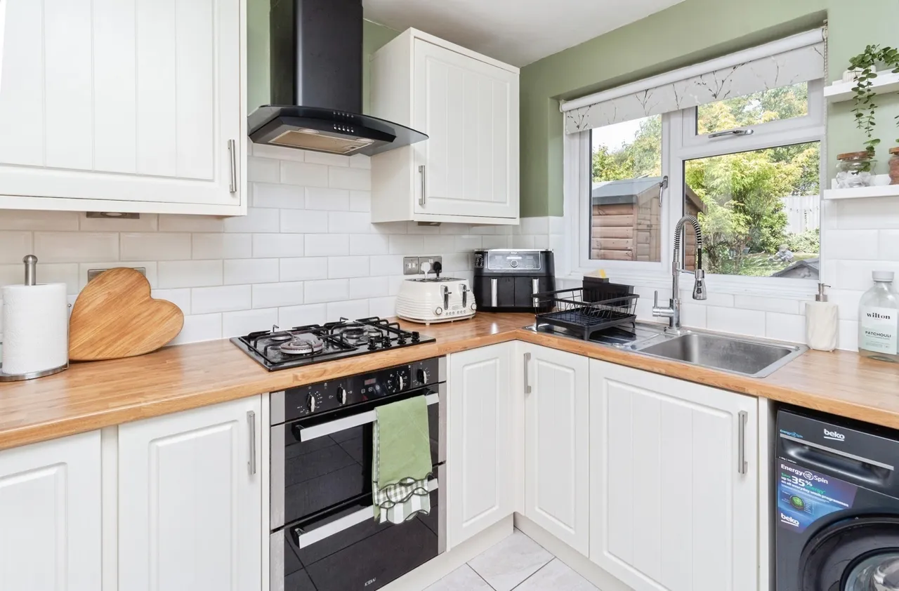 Wenlock Close, Newcastle, Staffordshire, ST5, photo 8