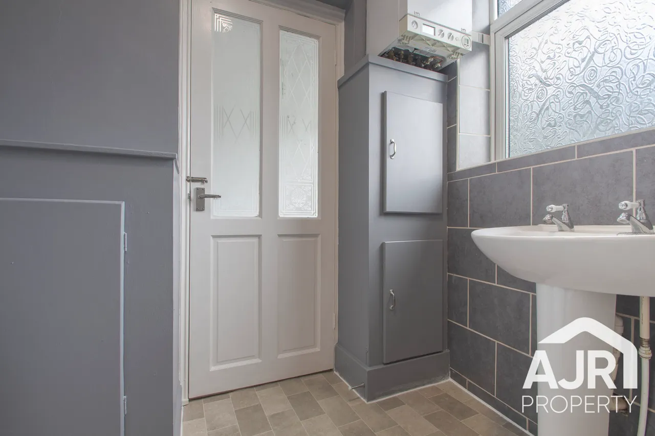 Lingfield Crescent, London, SE9, photo 8