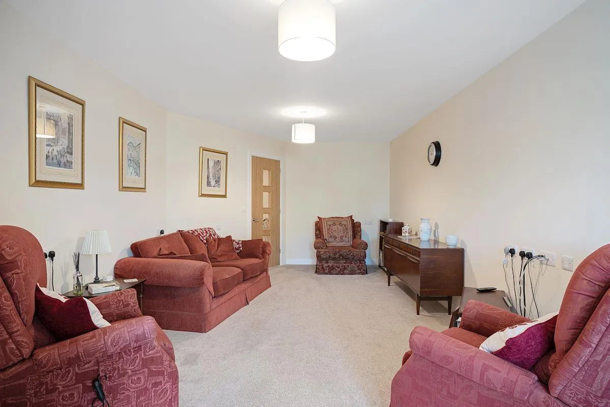 Railway Road, Ilkley, LS29, photo 6
